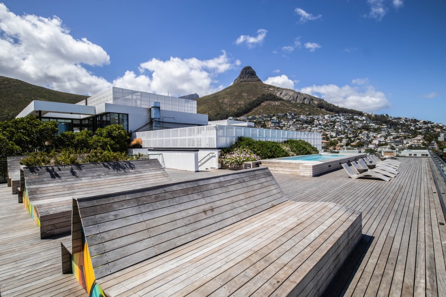 To Let 1 Bedroom Property for Rent in Sea Point Western Cape